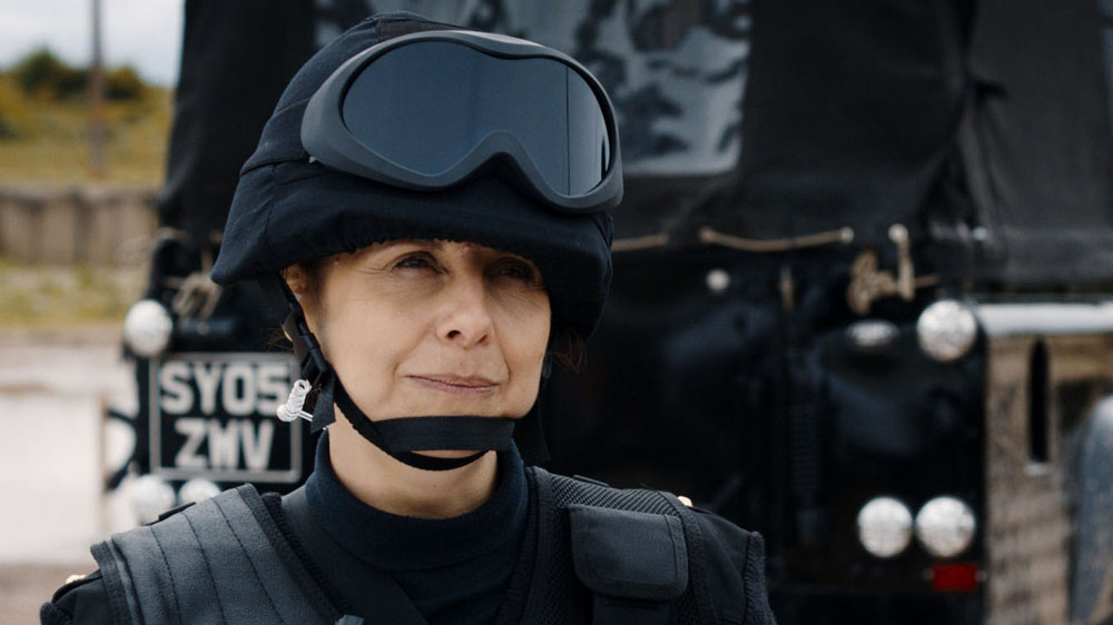 WARNING: Embargoed for publication until 00:00:01 on 27/10/2015 - Programme Name: Doctor Who - TX: 31/10/2015 - Episode: INVASION OF THE ZYGONS (By Peter Harness) (No. 7) - Picture Shows: ***EMBARGOED UNTIL 27th OCT 2015*** Walsh (REBECCA FRONT), Doctor Who (PETER CAPALDI) - (C) BBC - Photographer: screen grab