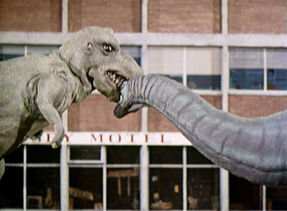 invasion-of-the-dinosaurs-fight